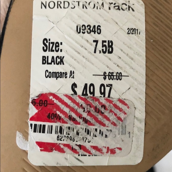 🆕Women’s 7 1/2 Aldo 2” stack heel black w/ zipper - Picture 7 of 8